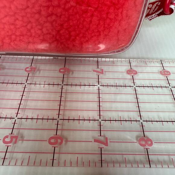 UGG Janey II Clear UGG Plush Signature Crossbody Bag Red Belt Bag Sporty Clear - Picture 11 of 11